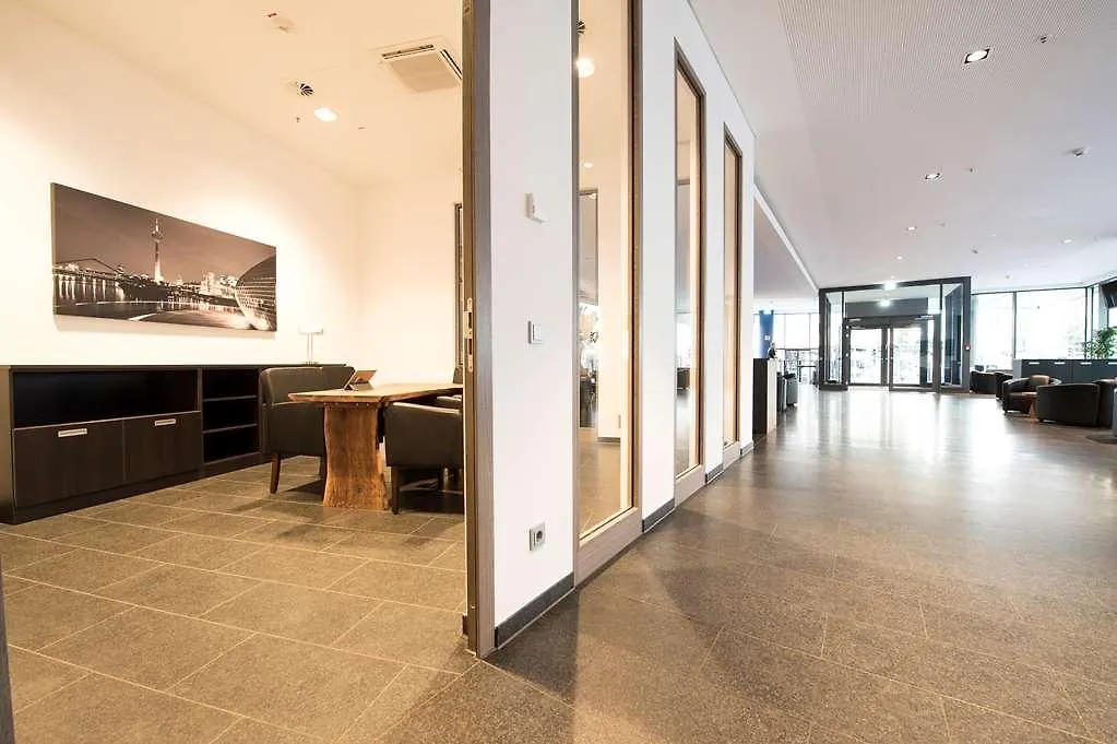 Carathotel Duesseldorf City Hotel Dusseldorf